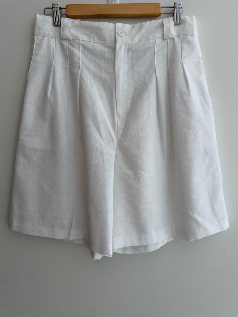 BRIGGS Bermuda High Rise Pleated Shorts Lightweight Sheer Resortwear Travel